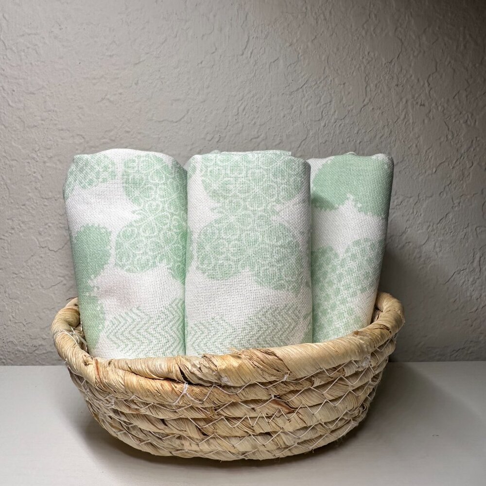 Set of 4 Napkins-100% Cotton-BRAND NEW